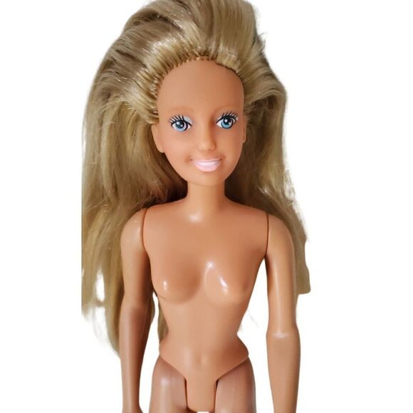 Hasbro 1987 Posable Maxi Doll Long Blonde 12 " - Picture 2 of 11